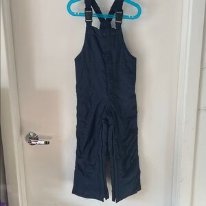 NWOT GAP Kids Dark Blue snowpants for 5T